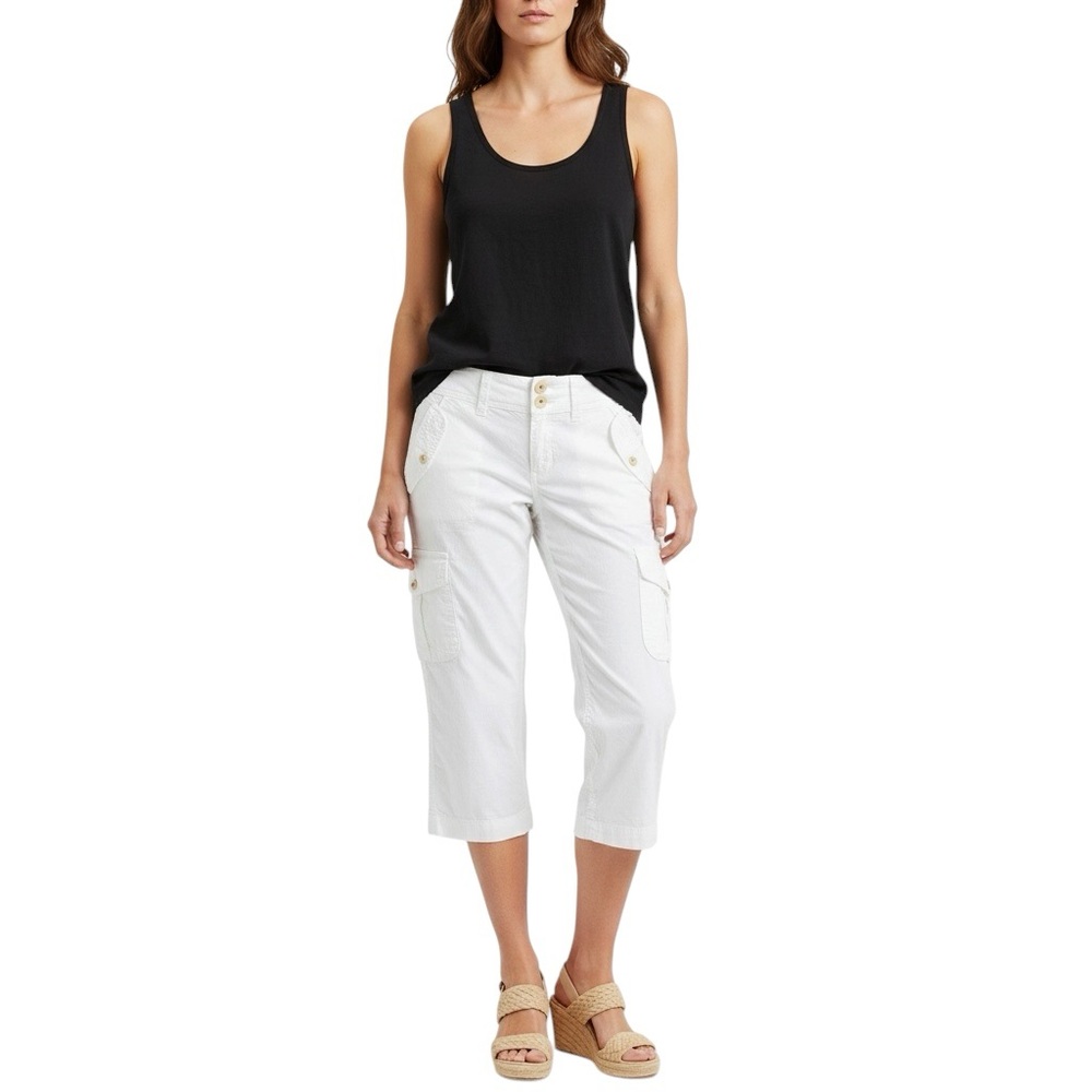 LAUREN RALPH LAUREN Cotton Cargo Pants in White Size 2P -- SUMMERTIME VIBES!!!